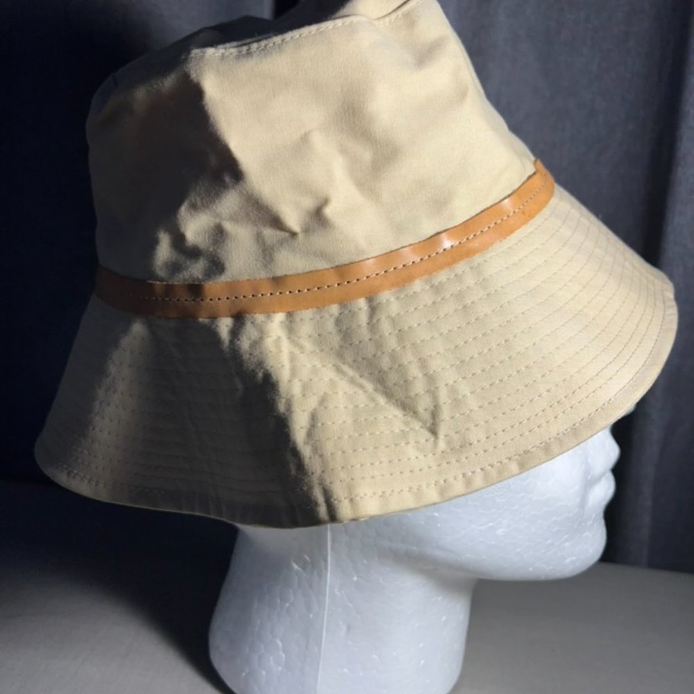 Khaki Coach Bucket Hat with leather trim and red silk lining - Picture 2 of 7